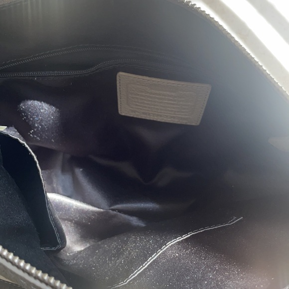 COACH Crossbody Bag - Picture 8 of 8